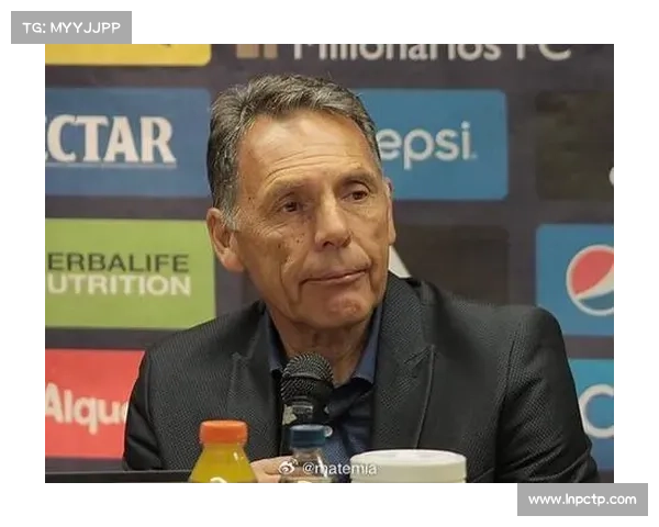 博卡青年发布公告主帅鲁索在家中接受治疗身体状况稳定球队运营正常